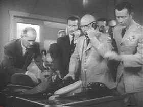 "You call yourself an agent?! Get me out of this screwball picture!!"