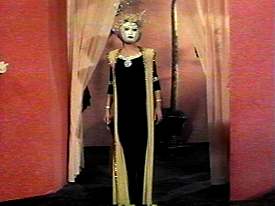 How to tell Yllana from the similarly masked Darth Vader:  1) She breathes less loudly.  2)  More cleavage.